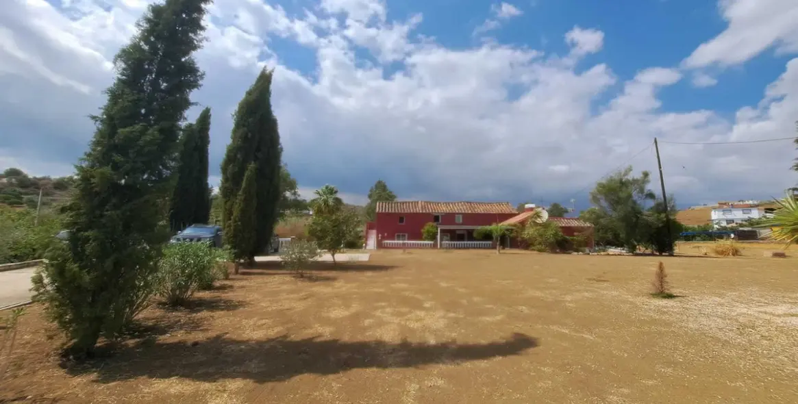 Venta de finca - cortijo en Coín 39