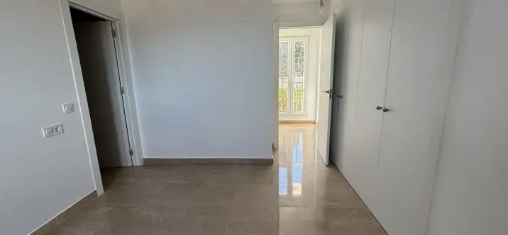 Sale of penthouse duplex in La Duquesa 1