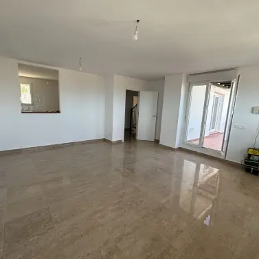 Sale of penthouse duplex in La Duquesa