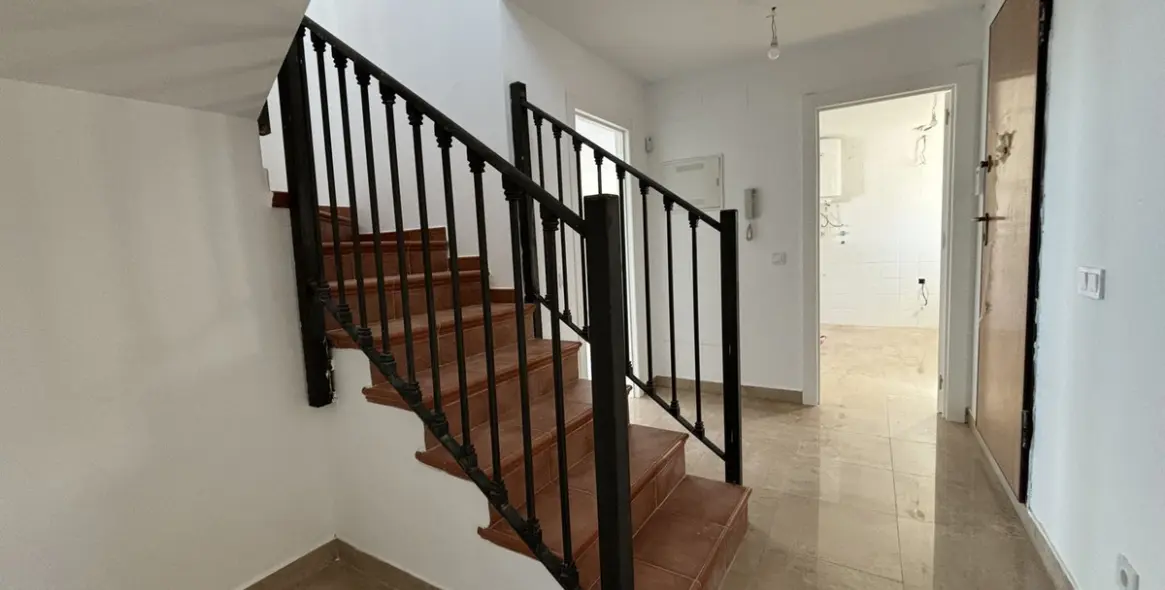 Sale of penthouse duplex in La Duquesa 6