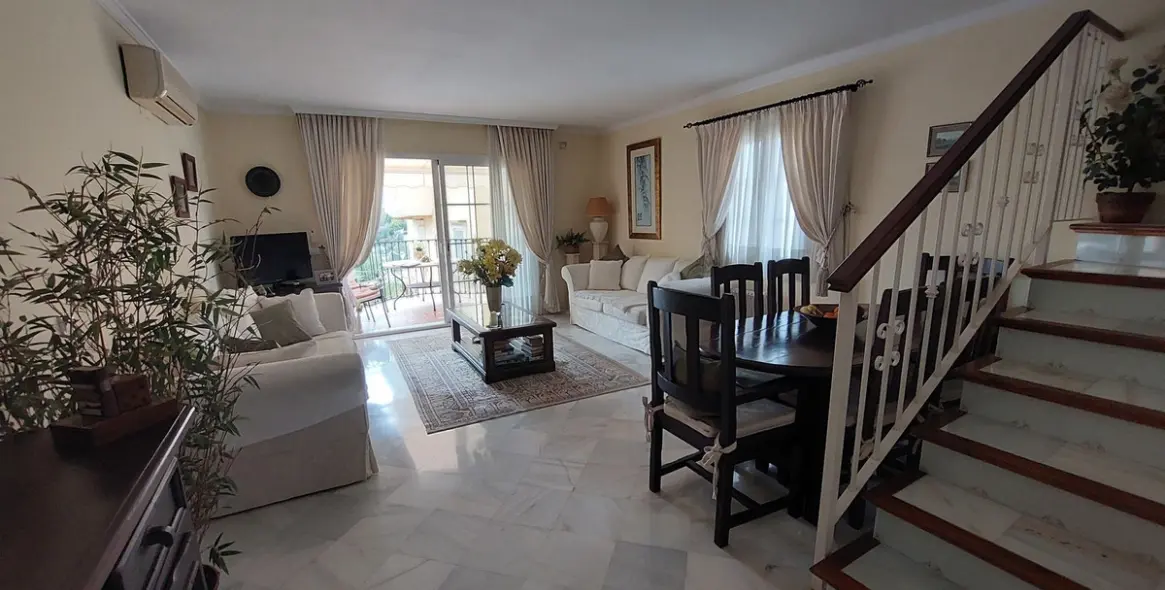 Sale of penthouse in Mijas Golf 2