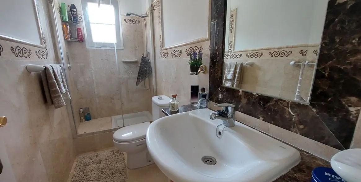 Sale of penthouse in Mijas Golf 13