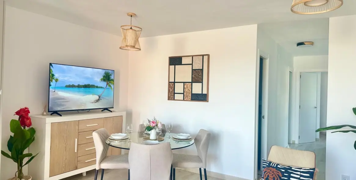 Sale of middle floor apartment in Calahonda 10