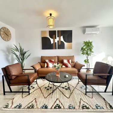 Sale of middle floor apartment in Calahonda