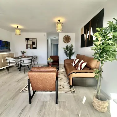 Sale of middle floor apartment in Calahonda