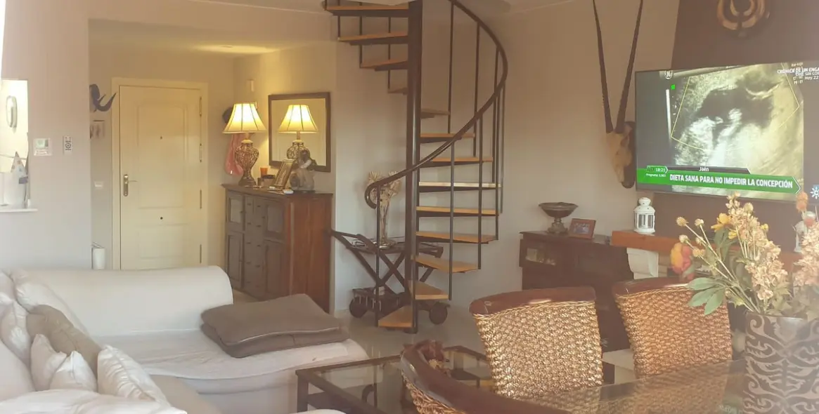 Sale of penthouse duplex in El Faro 2