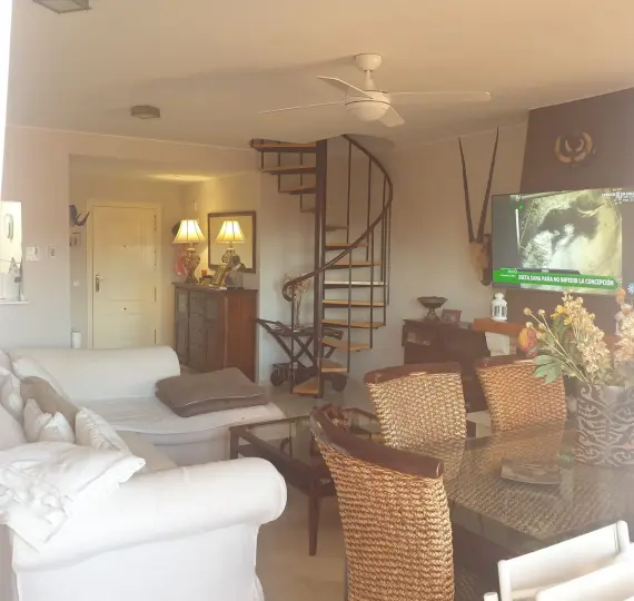 Sale of penthouse duplex in El Faro