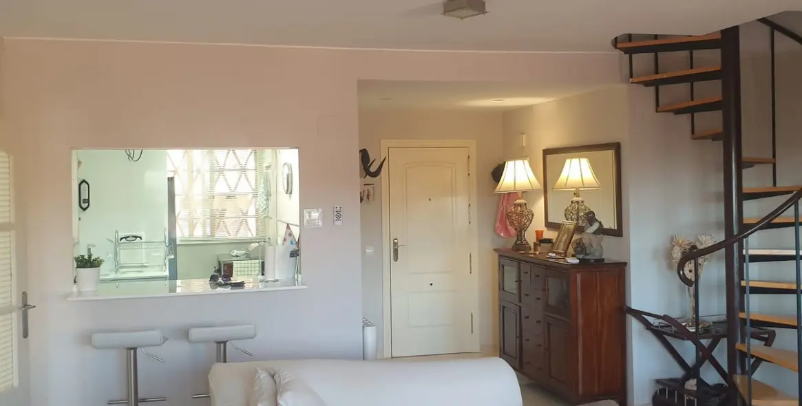 Sale of penthouse duplex in El Faro 13