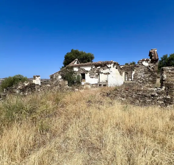 Продажа  жилого участка в La Cala