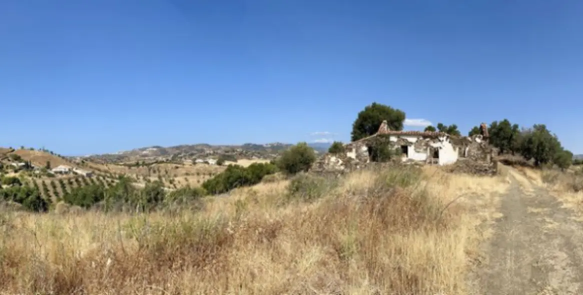 Sale of residential plot in La Cala 5