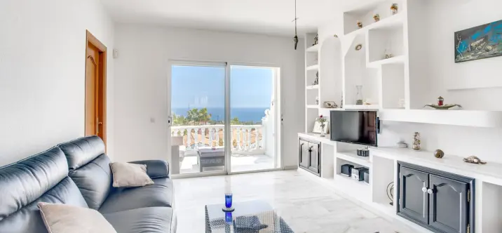 Продажа апартаментов на среднем этаже в El Chaparral 2