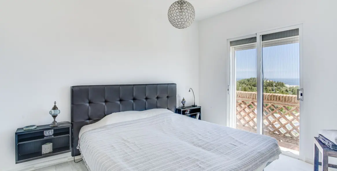 Продажа апартаментов на среднем этаже в El Chaparral 7