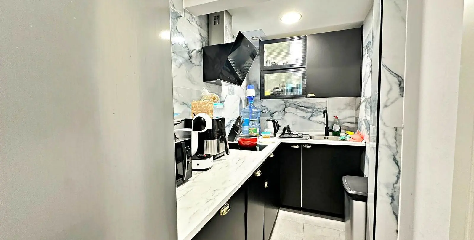 Venta de oficina en New Golden Mile 6