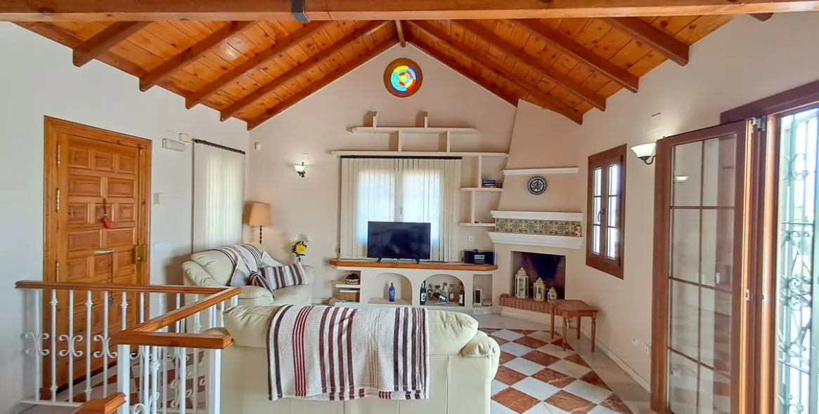 Sale of detached villa in Mijas Costa 13