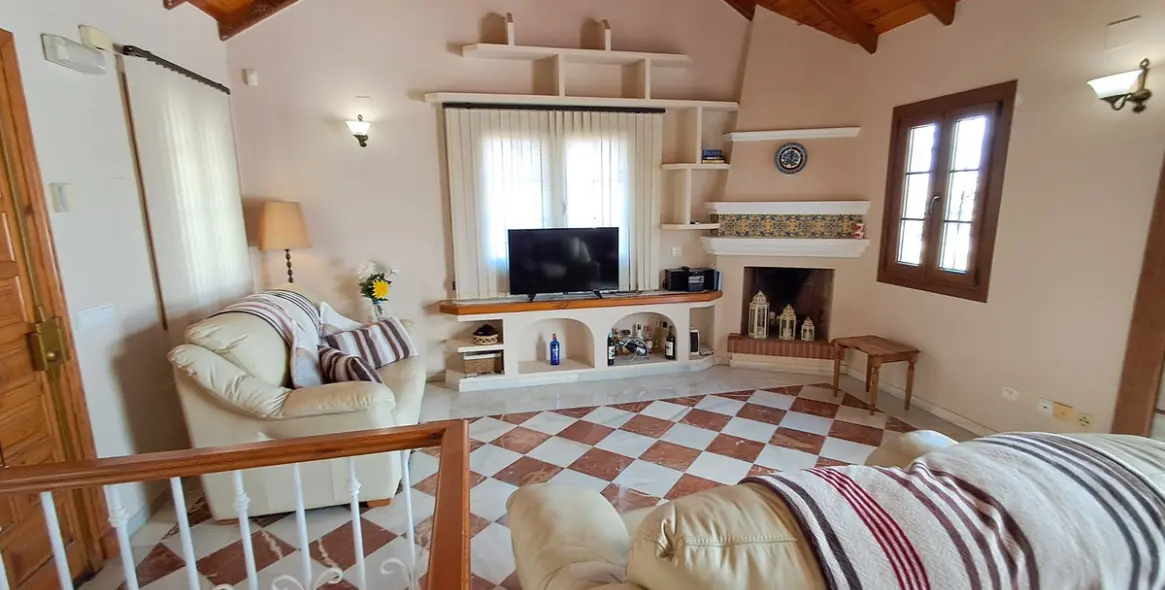 Sale of detached villa in Mijas Costa 14