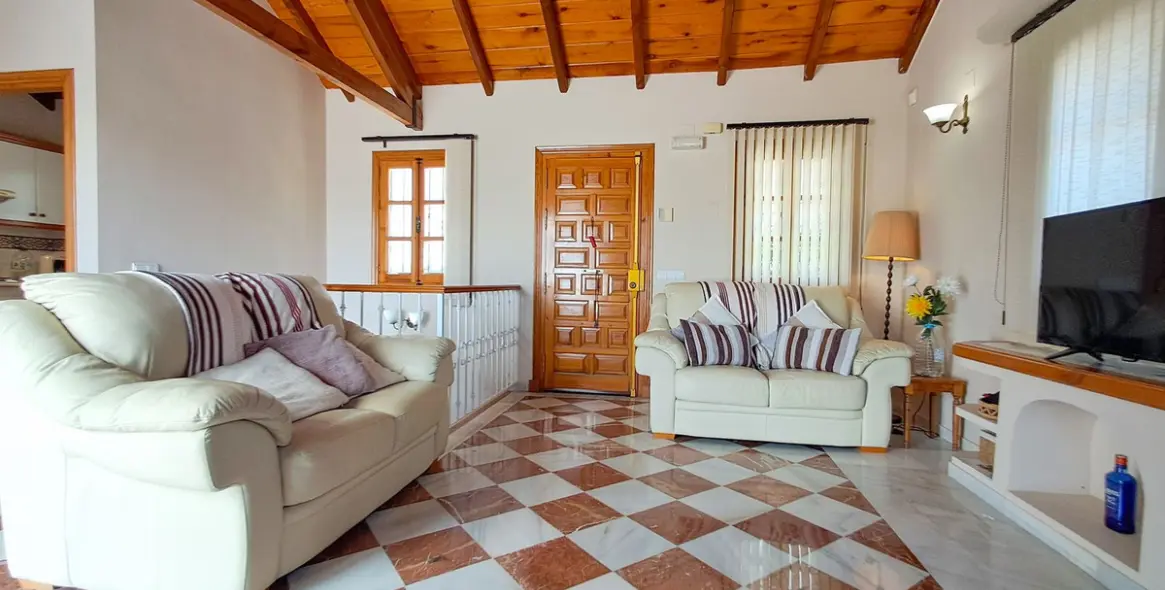 Sale of detached villa in Mijas Costa 16
