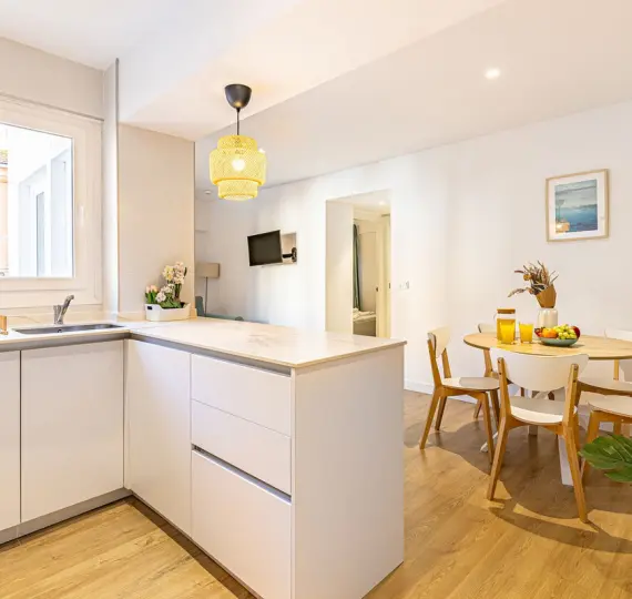 Middle floor apartment R5113744