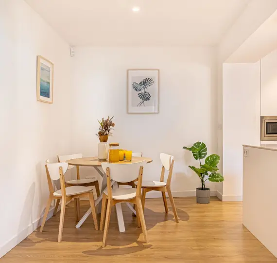 Middle floor apartment R5113744