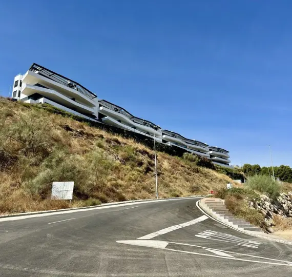 Sale of middle floor apartment in Rincón de la Victoria