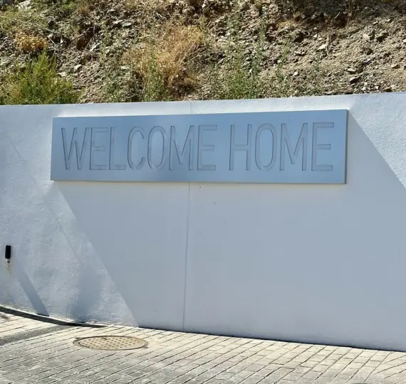 Sale of middle floor apartment in Rincón de la Victoria