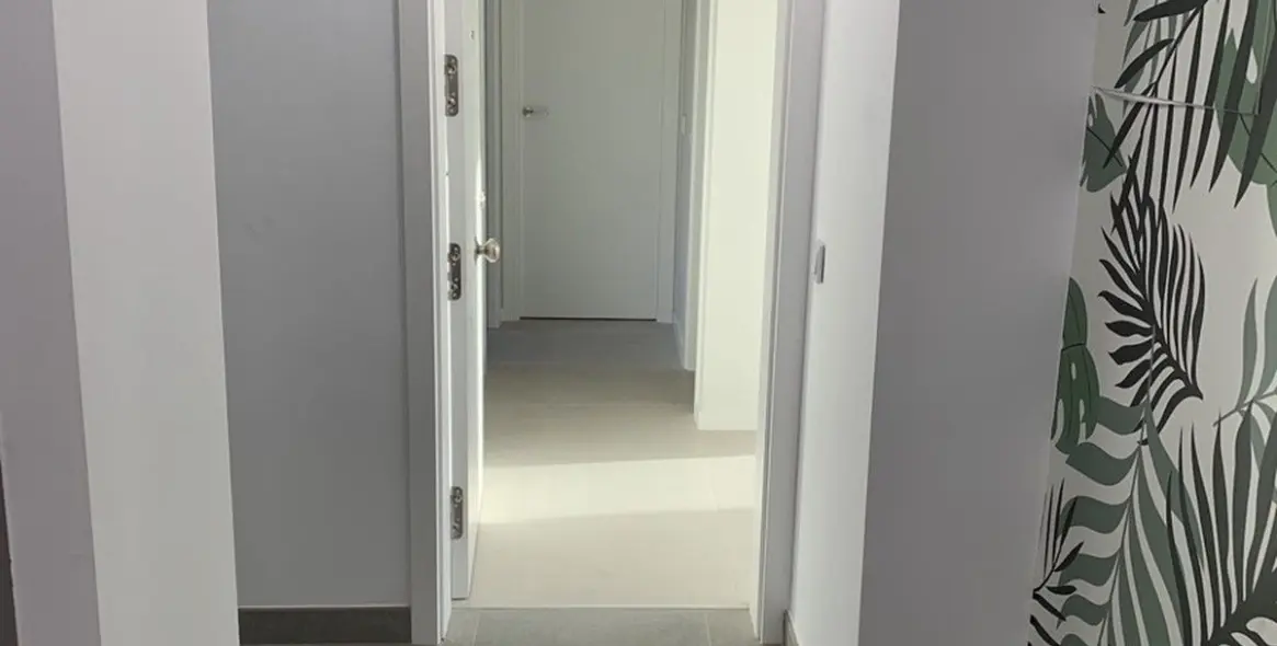 Sale of middle floor apartment in Rincón de la Victoria 7