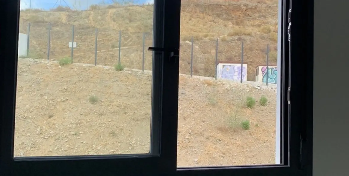 Sale of middle floor apartment in Rincón de la Victoria 22