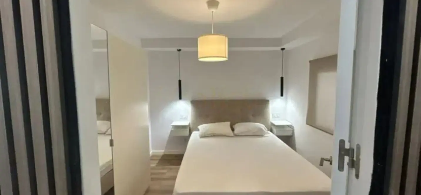 Продажа апартаментов на среднем этаже в Estepona 4