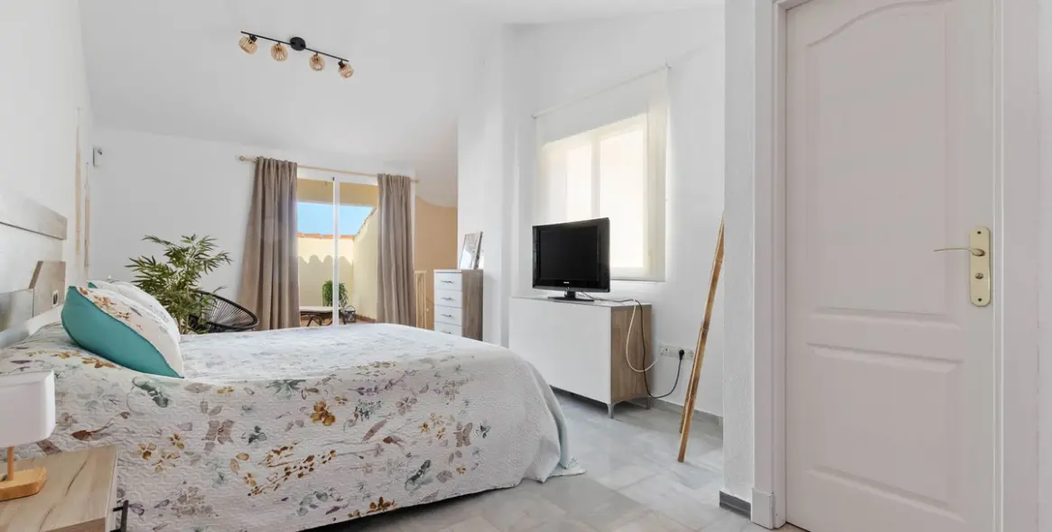 Venta de ático dúplex en Torreblanca 14