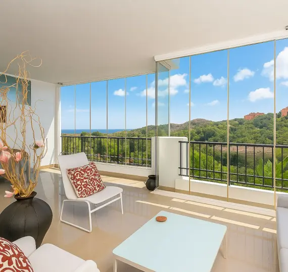 Sale of middle floor apartment in Elviria