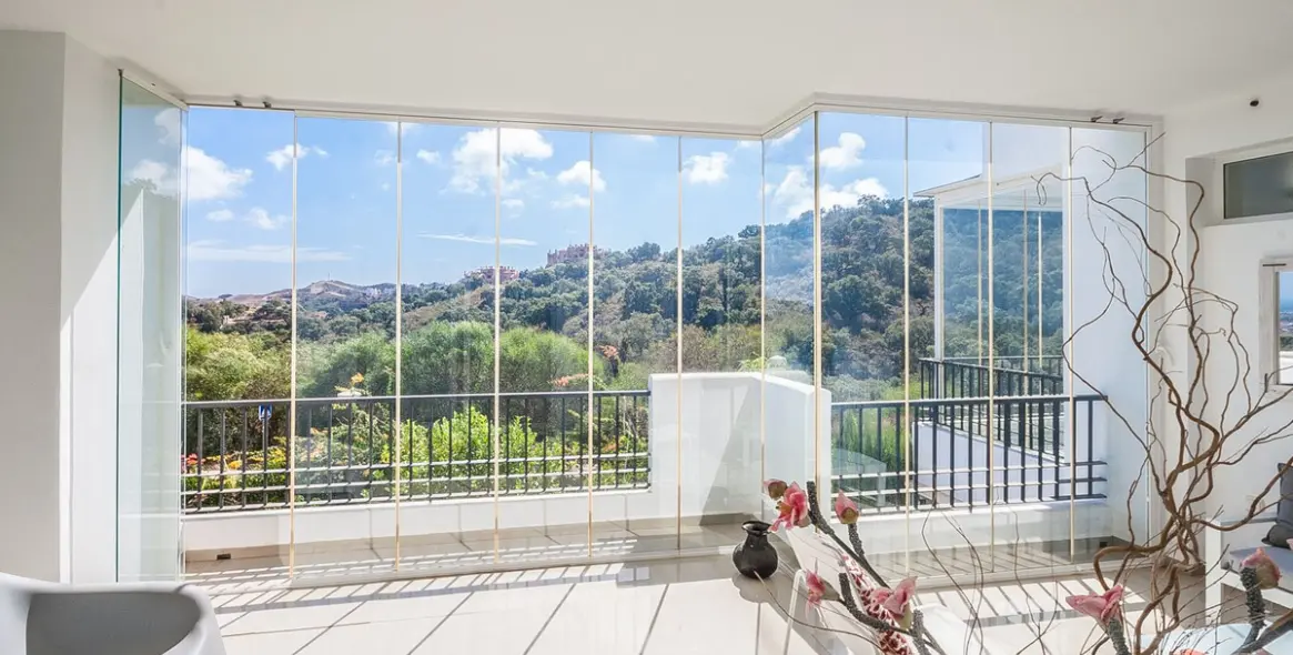 Sale of middle floor apartment in Elviria 7