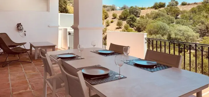 Sale of ground floor apartment in Altos de los Monteros 2