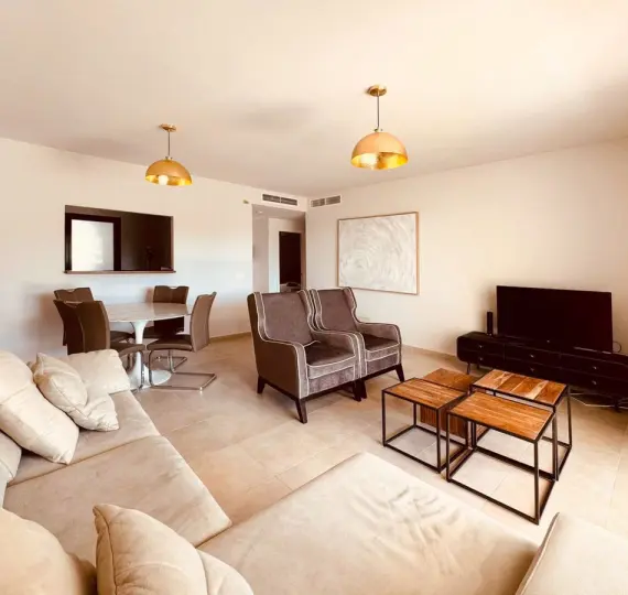 Sale of ground floor apartment in Altos de los Monteros