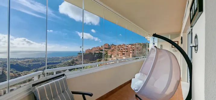 Продажа апартаментов на среднем этаже в Calahonda 0