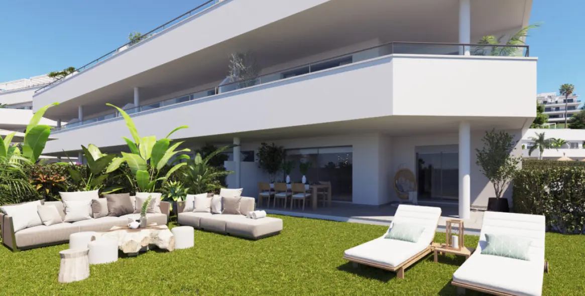 Sale of ground floor apartment in Cancelada 2