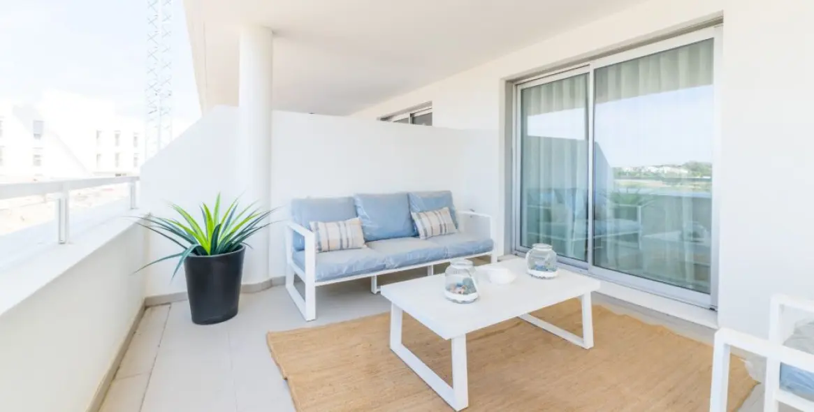 Sale of ground floor apartment in Cancelada 14