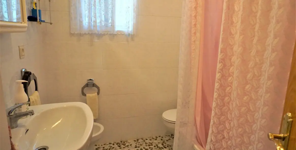 Sale of finca - cortijo in Alcaucín 31