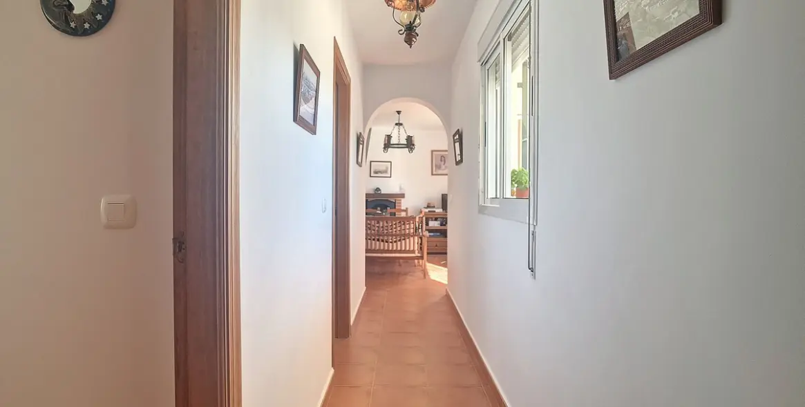 Sale of detached villa in Corumbela 15