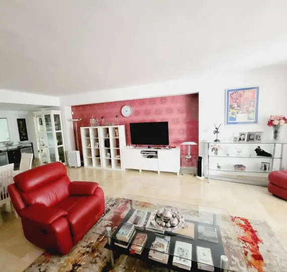 Sale of ground floor apartment in Riviera del Sol