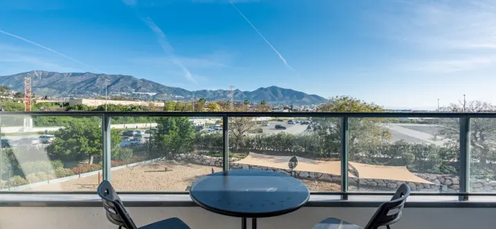 Продажа апартаментов на среднем этаже в Las Lagunas 1