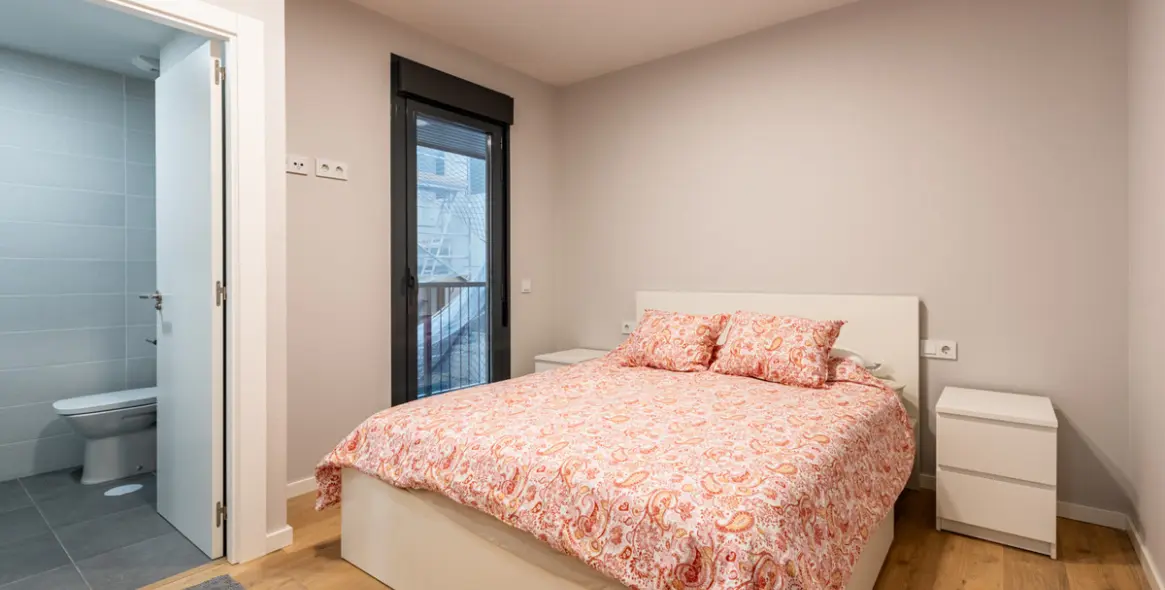 Продажа апартаментов на среднем этаже в Las Lagunas 4