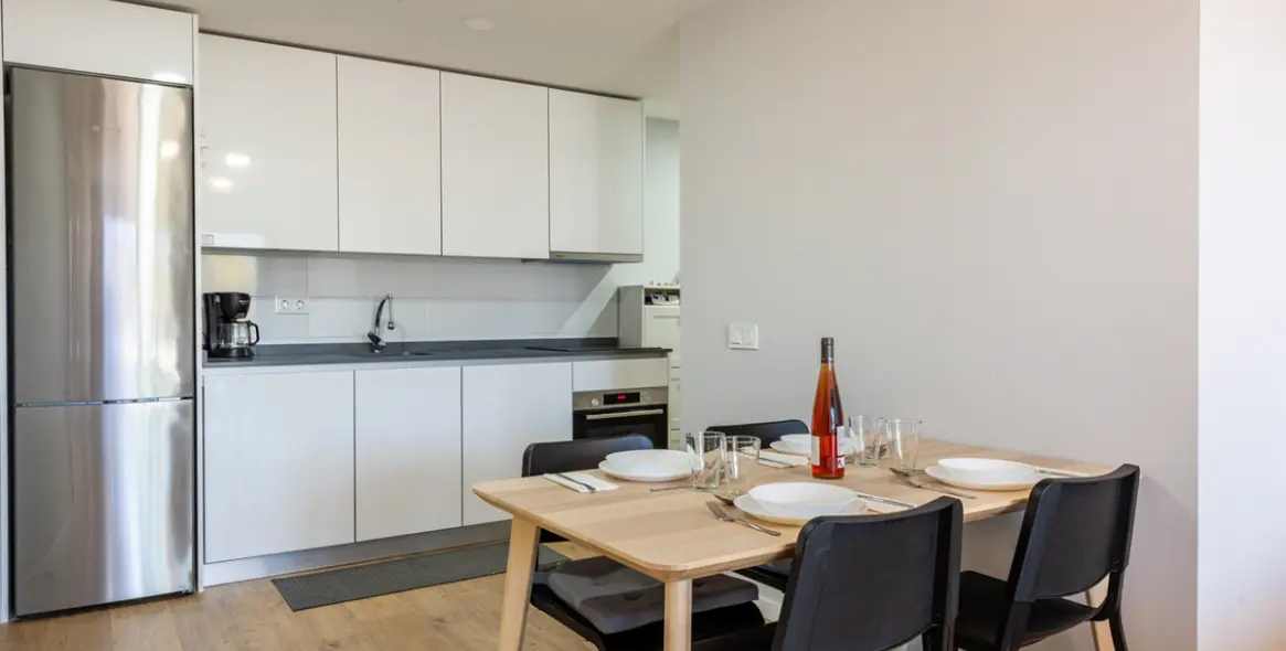 Продажа апартаментов на среднем этаже в Las Lagunas 6