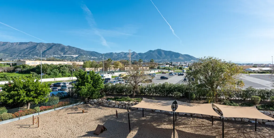 Продажа апартаментов на среднем этаже в Las Lagunas 9