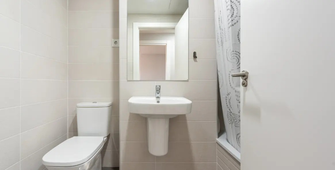 Продажа апартаментов на среднем этаже в Las Lagunas 15