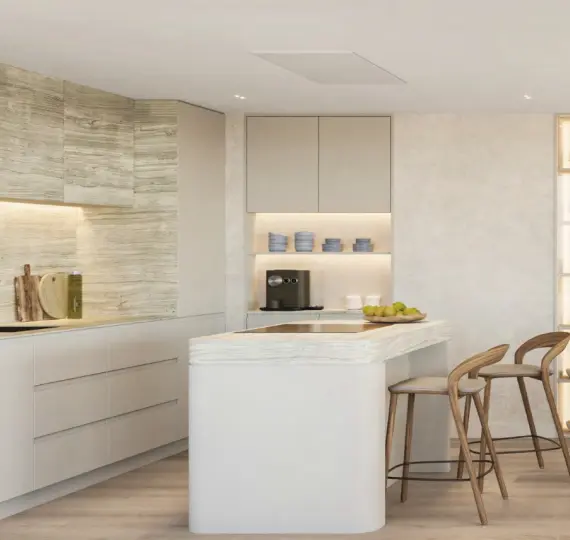 Sale of middle floor apartment in Estepona