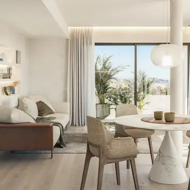 Sale of middle floor apartment in Estepona