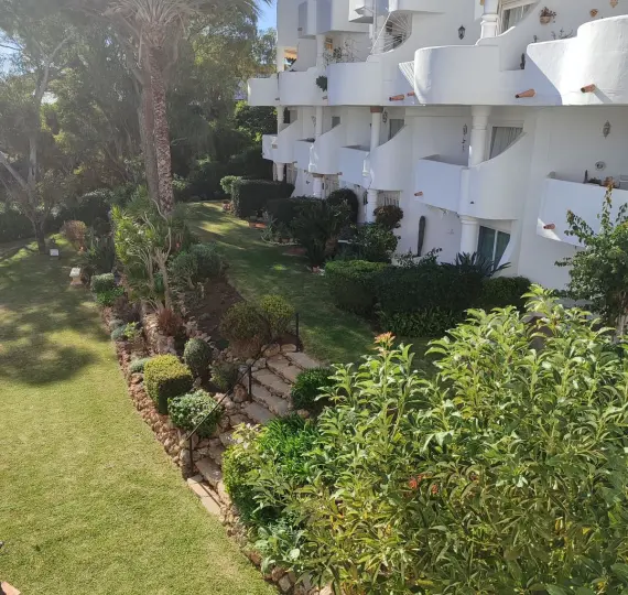 Sale of duplex in Calahonda