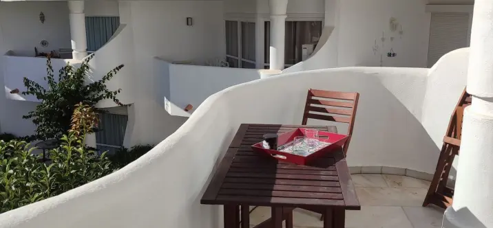 Sale of duplex in Calahonda 1