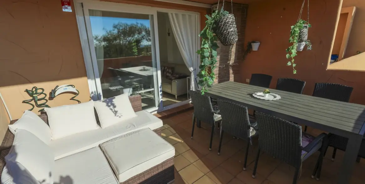 Продажа апартаментов на среднем этаже в Elviria 13