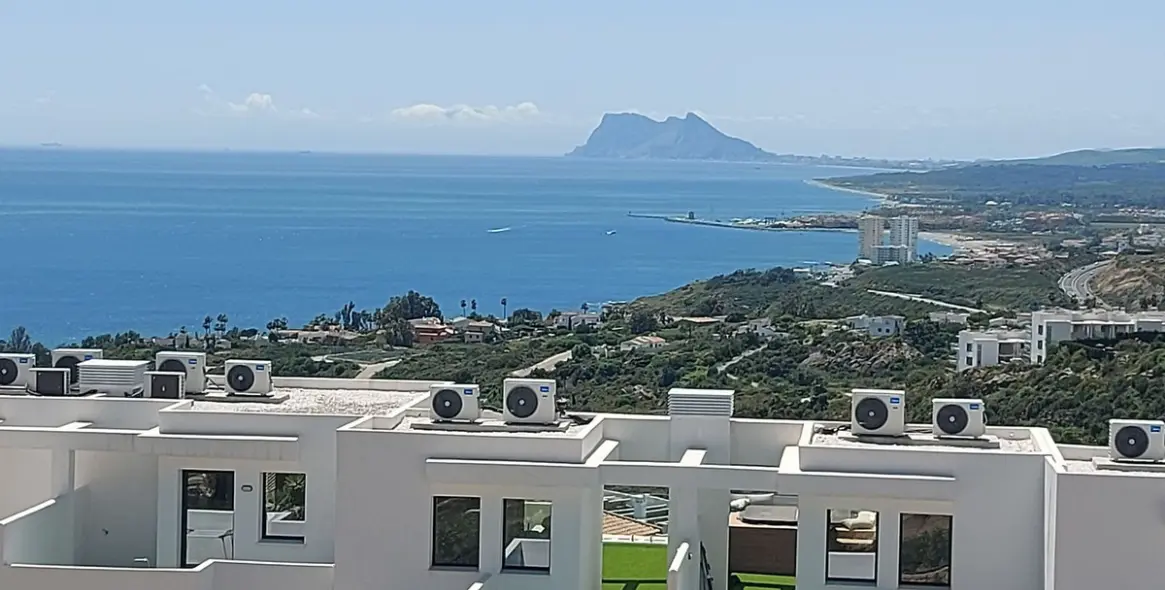 Sale of townhouse in Manilva 2