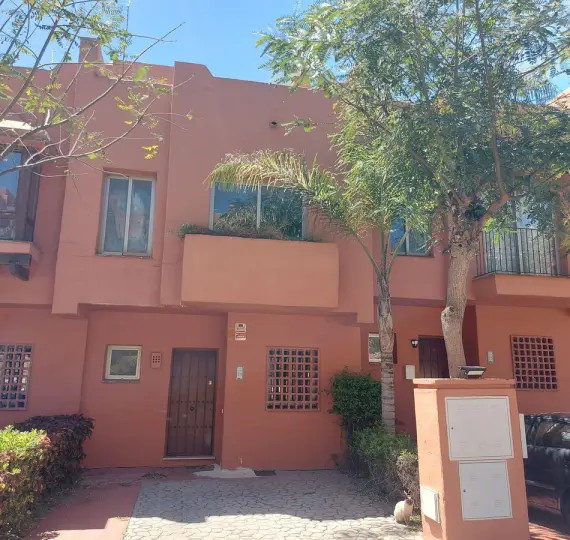 Sale of townhouse in Manilva